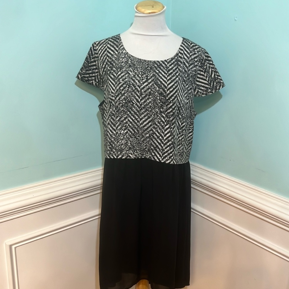 Kensie Dress